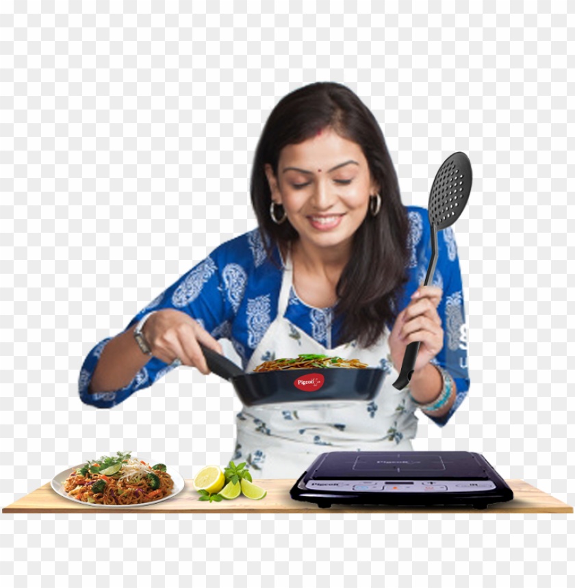 Woman cook. Приготовление еды. Еда на женщине. Домохозяйка готовит. Готовка картинки.