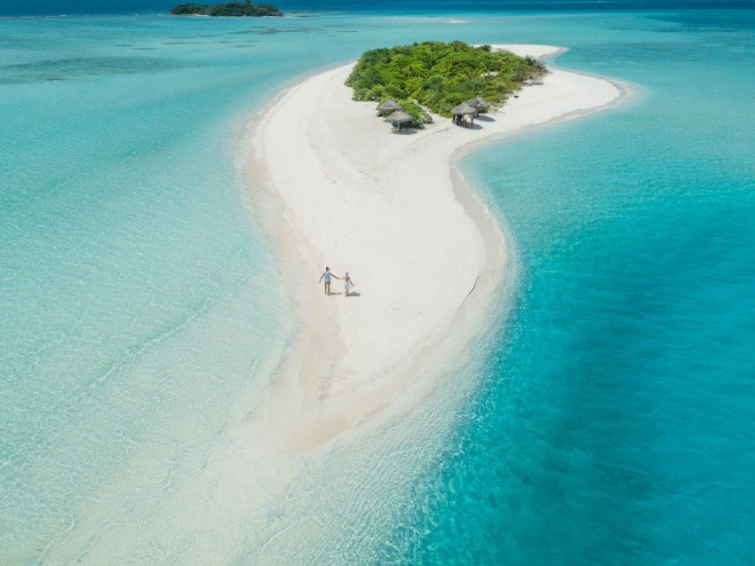 couple, island, aerial view, ocean, maldives, romance