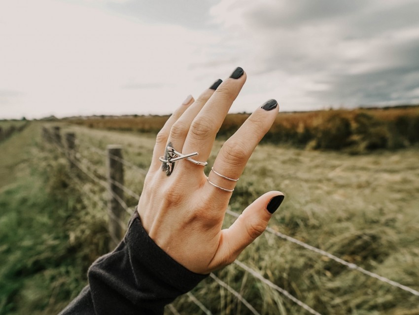 hand, fingers, rings, decoration, manicure, field, fence