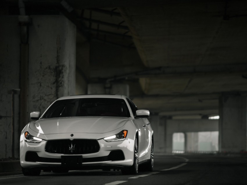 Maserati Ghibli Maserati White Front View Movement Png - Free PNG Images