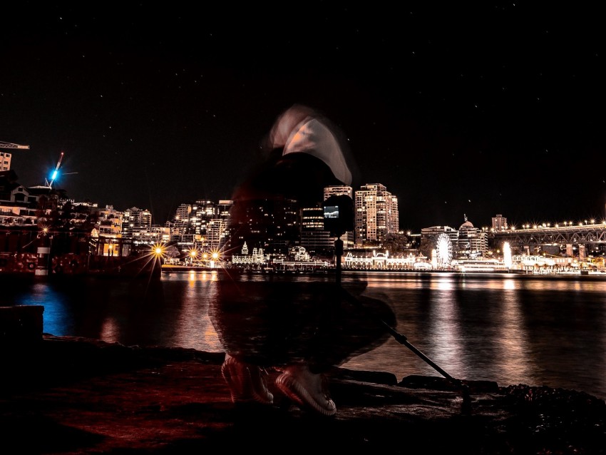 silhouette, night city, long exposure, motion, blur