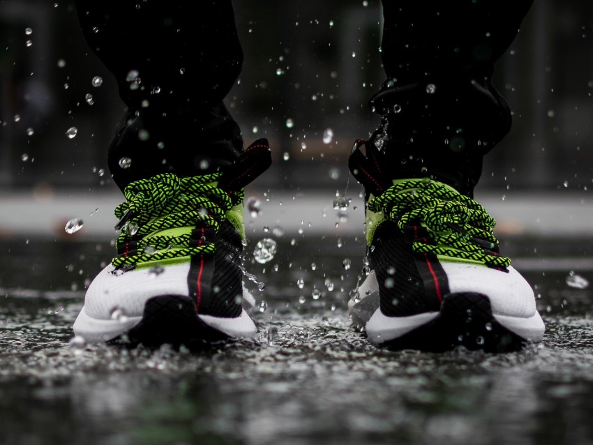 sneakers, feet, rain, shoes, spray